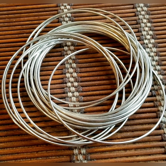 Silpada Sterling Silver 21 Bangle Salute Bracelet - Picture 8 of 12